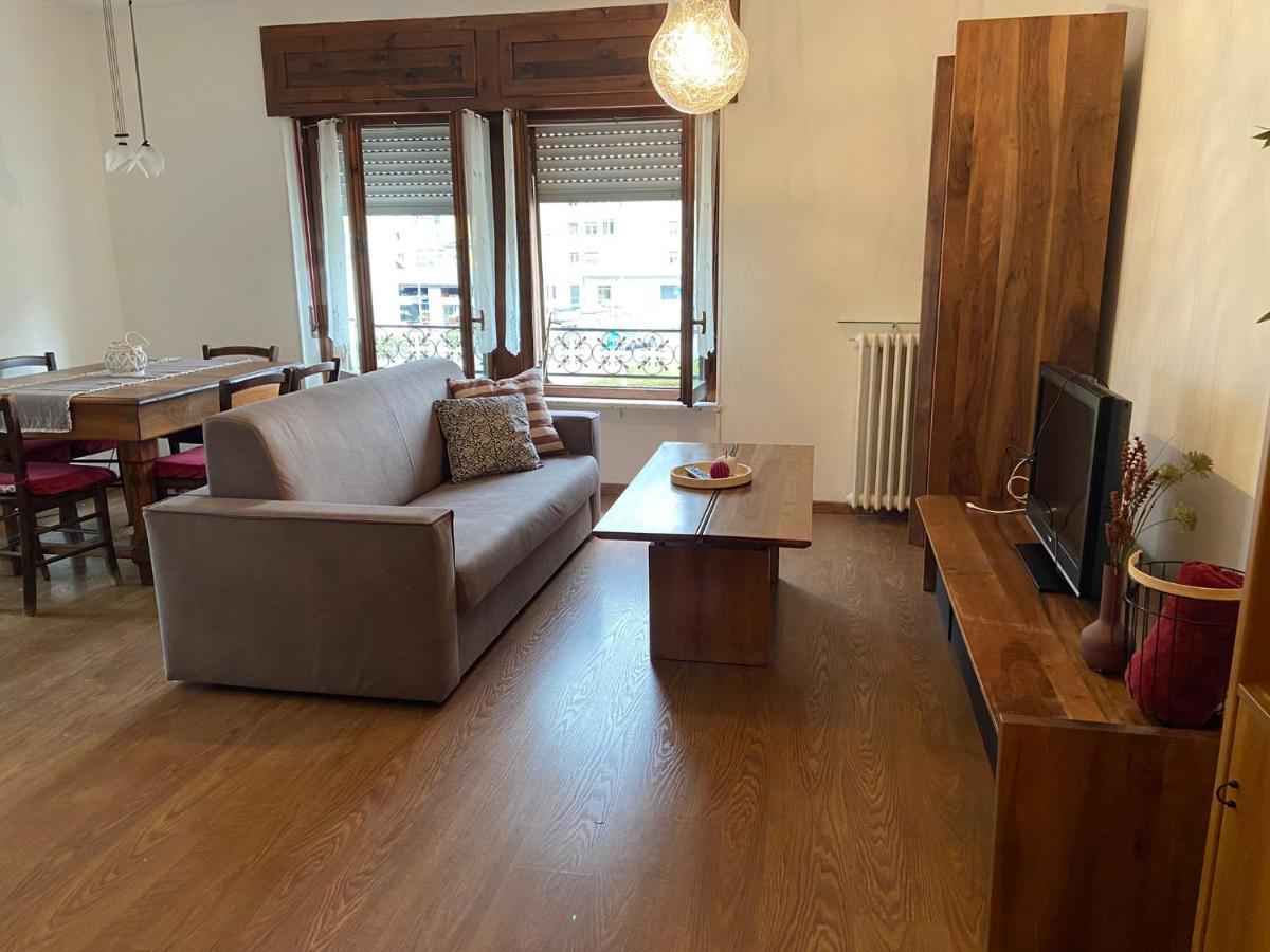 Amelie Aosta Appartement Buitenkant foto