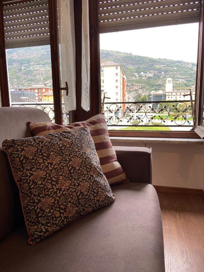 Amelie Aosta Appartement Buitenkant foto